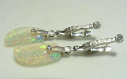Plat-crystal-opal-SS-earrings-2.jpg
