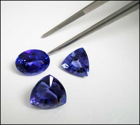 choosing-tanzanites-600pix